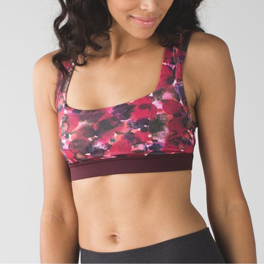 Lululemon Splendour Bra in Poppy Petals Berry Rumble